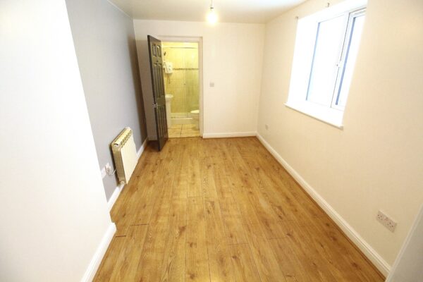 143 Flat B Newark Road Bracebridge, Lincoln, Lincolnshire, LN5 8NQ, United Kingdom