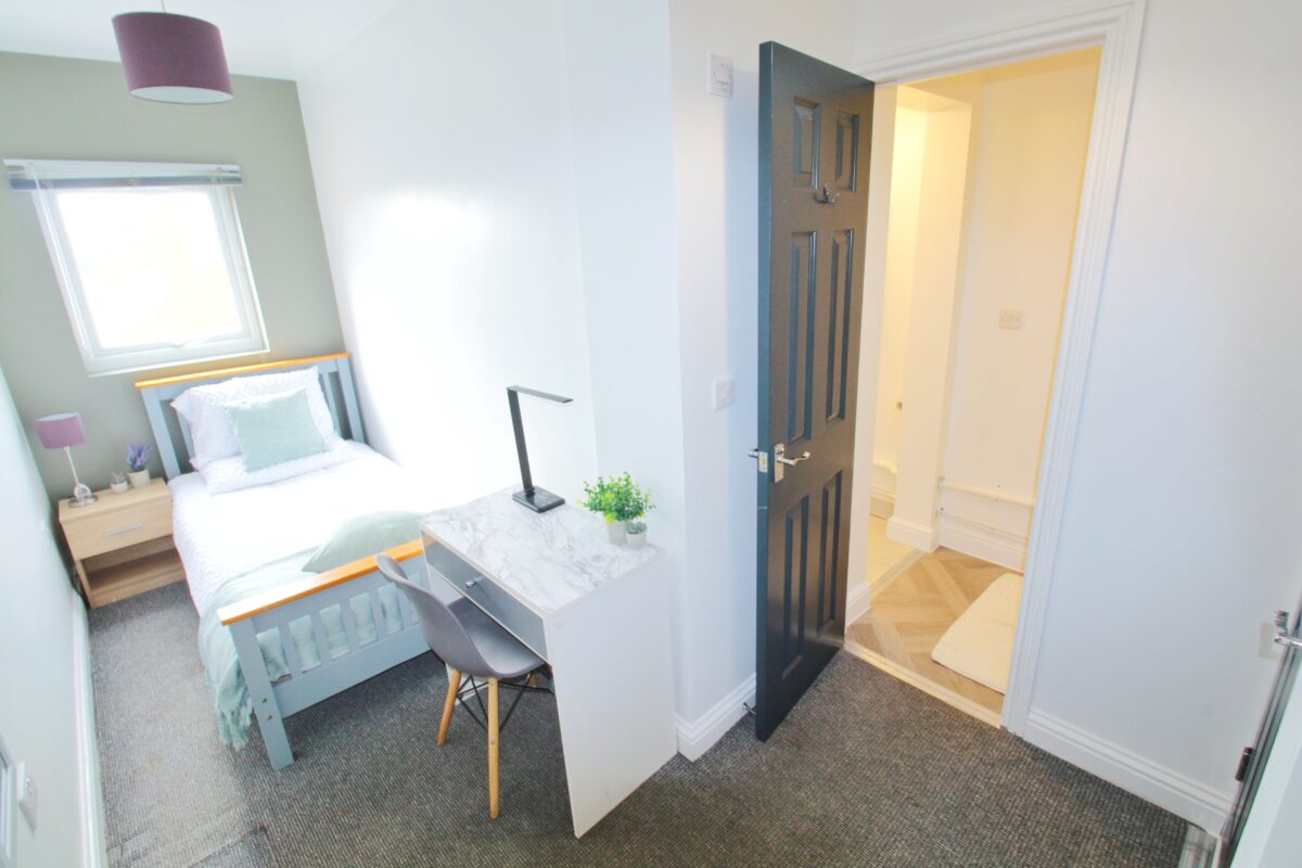 219 Monks Road, Lincoln, Lincolnshire, LN2 5JS