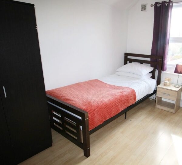 5 Church Drive Boultham Park, Lincoln, Lincolnsire, LN6 7AX