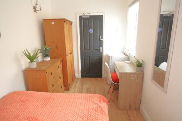 22 Vine Street, Lincoln, Lincolnshire, LN2 5HZ