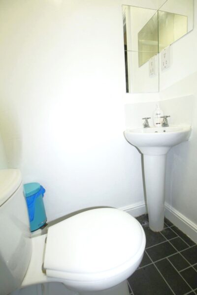 128 Monks Road, Lincoln, Lincolnsire, LN2 5PH