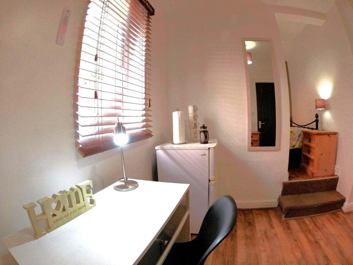 128 Monks Road, Lincoln, Lincolnsire, LN2 5PH