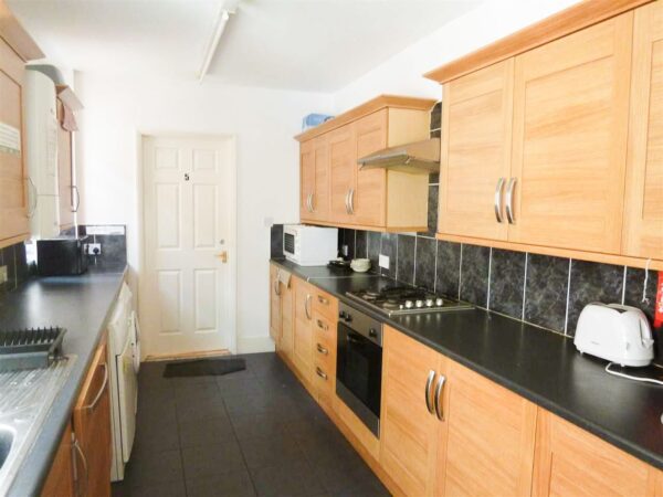 5 Church Drive Boultham Park, Lincoln, Lincolnsire, LN6 7AX