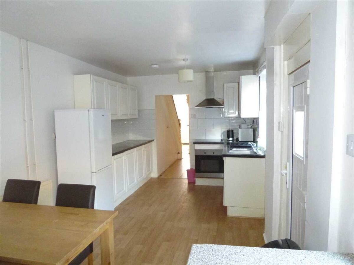 Student Accommodation 26/27, 10 Sibthorp Street, Lincoln, Lincolnshire, LN5 7SH, United Kingdom