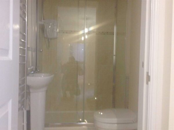 143 Flat B Newark Road Bracebridge - Lincoln