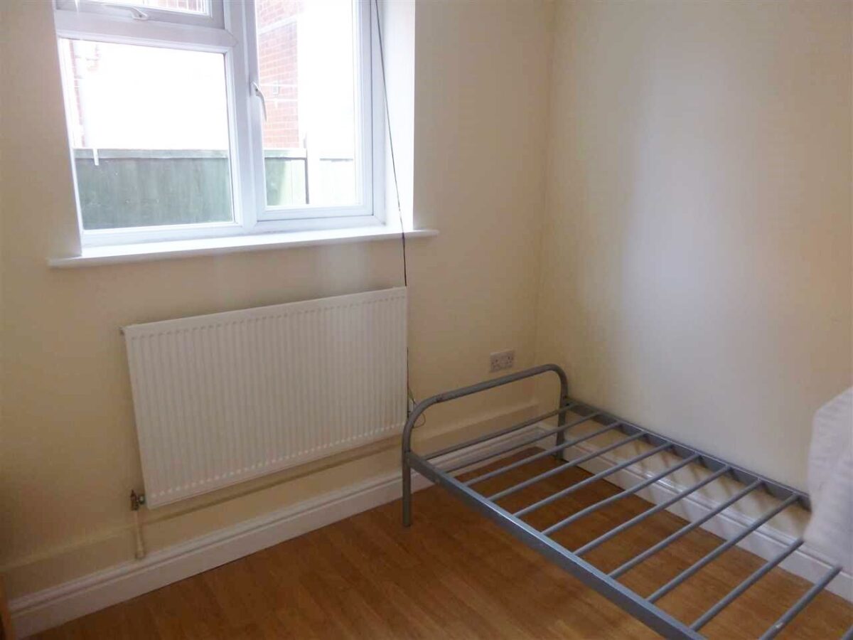 1 Flat A Hermit Street Sincil Bank - Lincoln