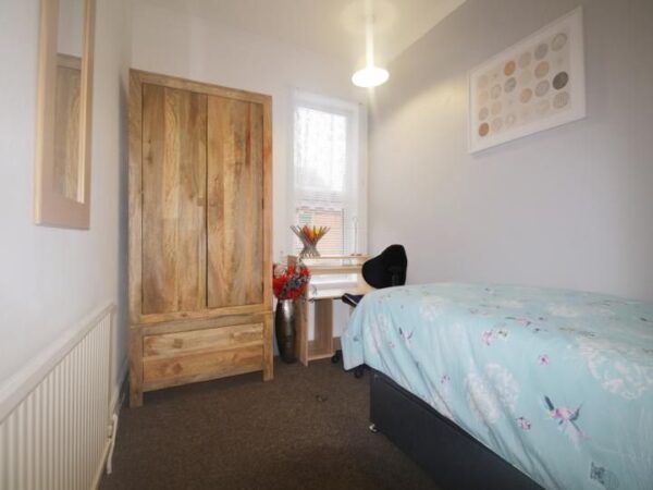 8 Kirkby Street, Lincoln, Lincolnshire, LN5 7TU