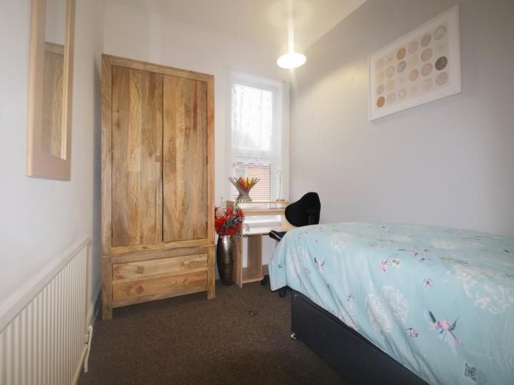 8 Kirkby Street, Lincoln, Lincolnshire, LN5 7TU