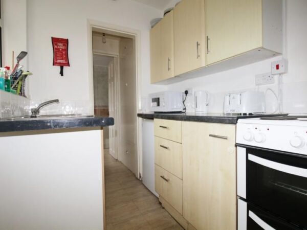 8 Kirkby Street, Lincoln, Lincolnshire, LN5 7TU