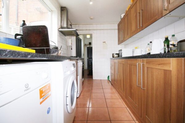 53 Canwick Road, Lincoln, Lincolnshire, LN5 8HE