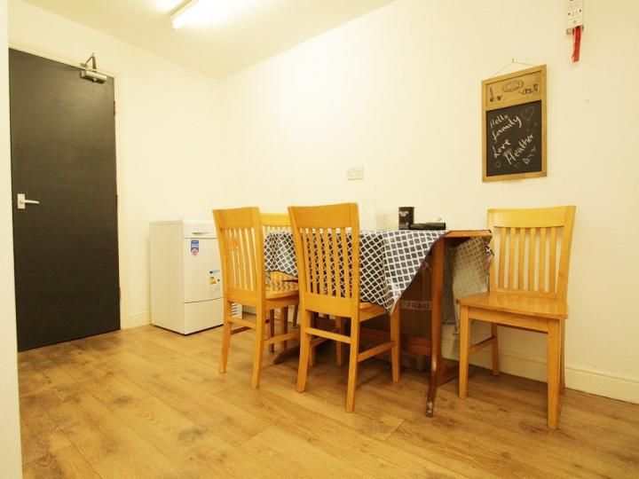 65 Monks Road, Lincoln, Lincolnshire, LN2 5HP