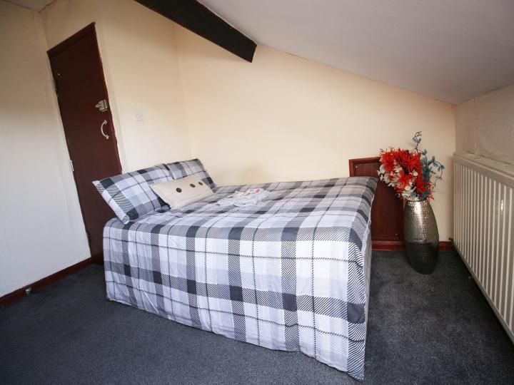 67 Portland Street, Lincoln, Lincolnshire, LN5 7LB