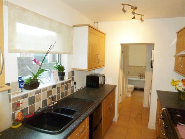 51 Canwick Road, Lincoln, Lincolnsire, LN5 8HE