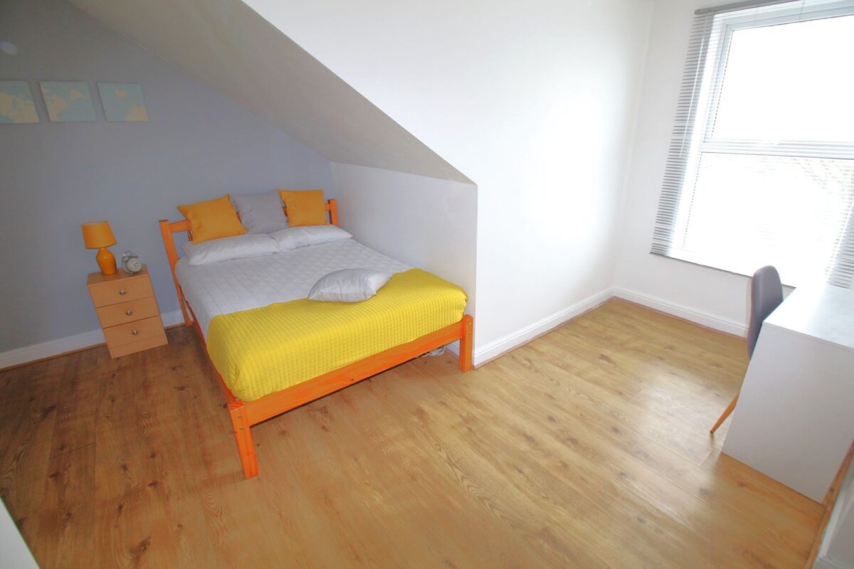 130 Monks Road, Lincoln, Lincolnsire, LN2 5PH