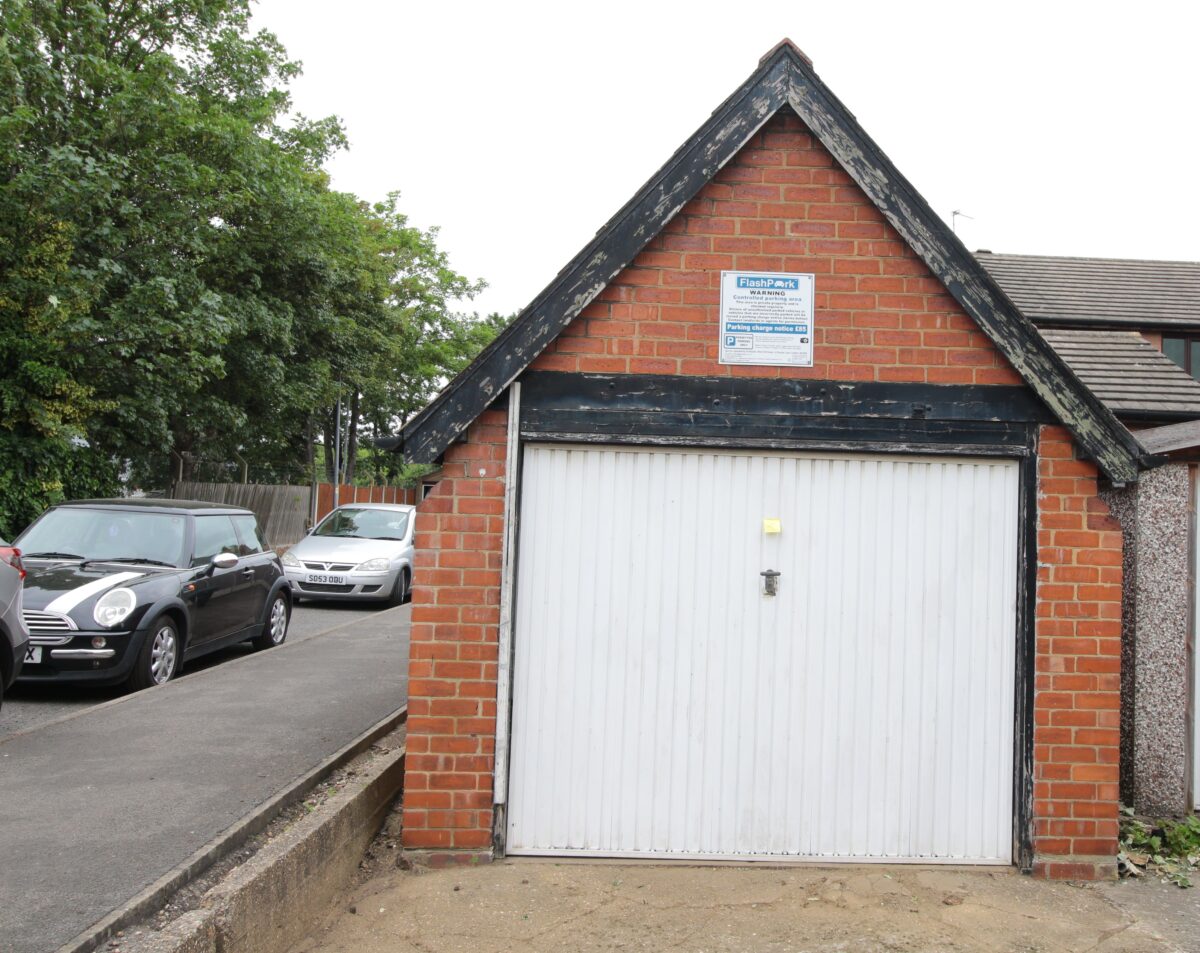 Garage 1 - 5 Church Drive Boultham Park, Lincoln, Lincolnsire, LN6 7AX
