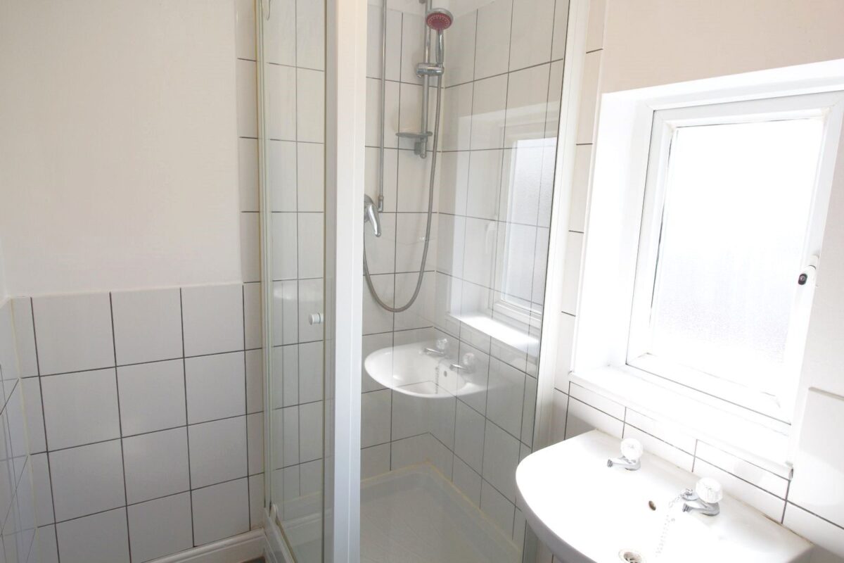 65 Monks Road, Lincoln, Lincolnshire, LN2 5HP