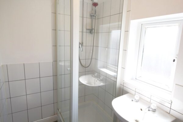 65 Monks Road, Lincoln, Lincolnshire, LN2 5HP