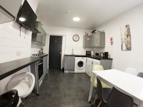 219 Monks Road, Lincoln, Lincolnshire, LN2 5JS