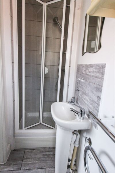 1 Flat C Hermit Street Sincil Bank, Lincoln, Lincolnshire, LN5 8EF