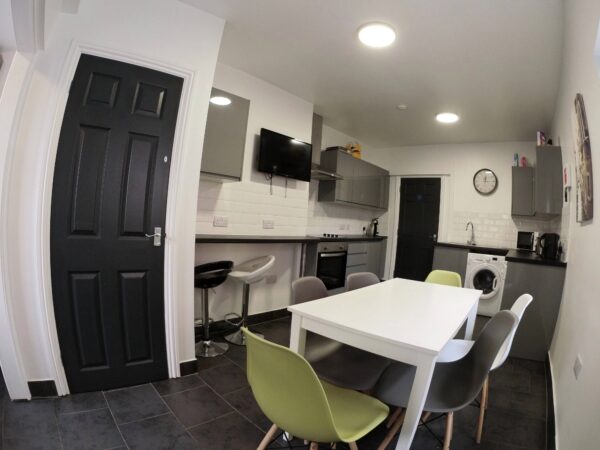 219 Monks Road, Lincoln, Lincolnshire, LN2 5JS