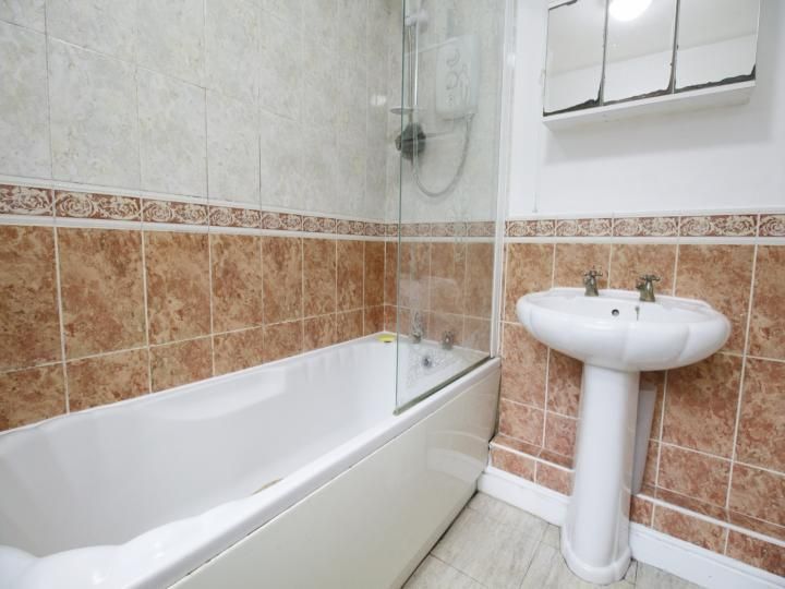 8 Kirkby Street, Lincoln, Lincolnshire, LN5 7TU