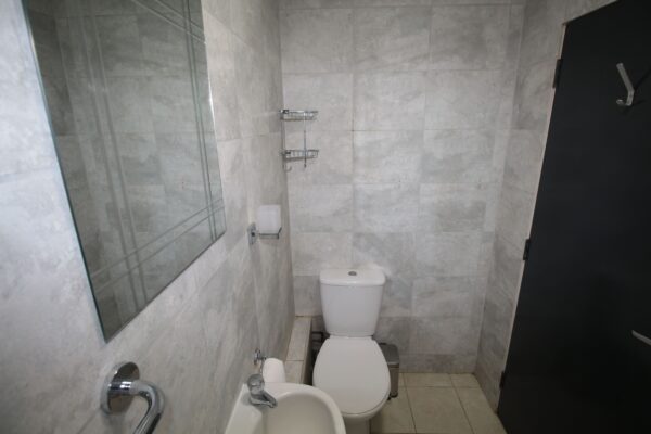 58 Back Flat High Street, Lincoln, Lincolnshire, LN5 8AH