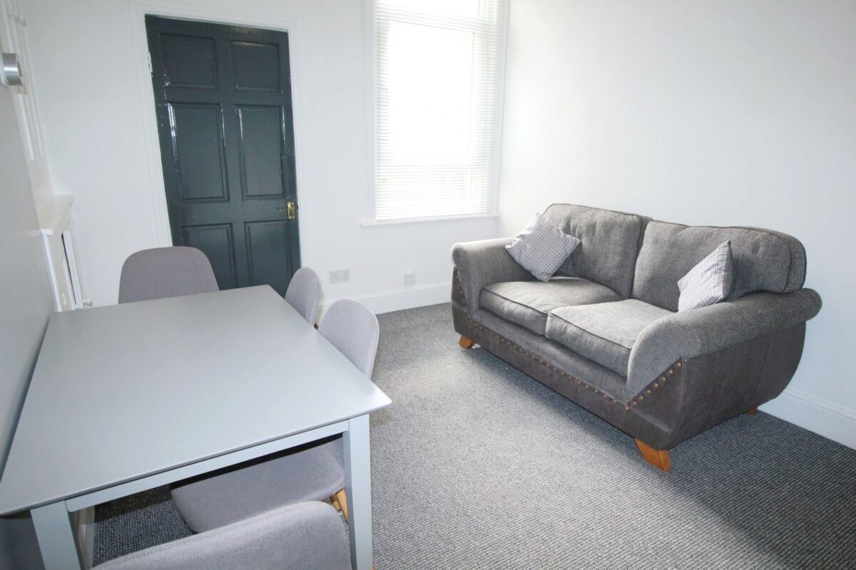 Student Accommodation 26/27, 16 Carholme Road, Newland,Lincoln