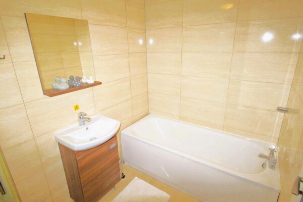Park view, Stonebow house Block, St. Botolphs Crescent, Lincoln, Lincolnshire, LN5 8AZ