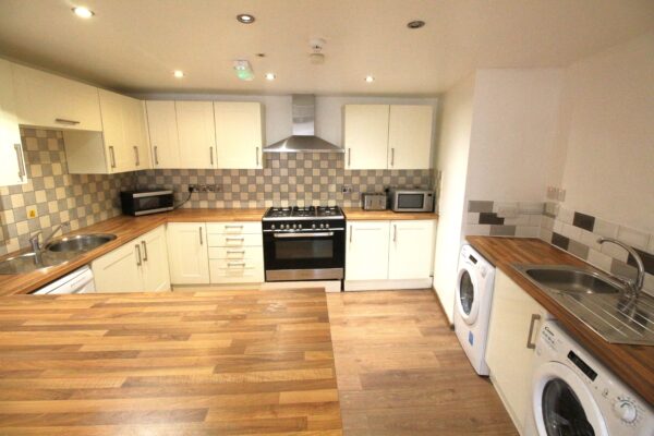 Park view, Stonebow house Block, St. Botolphs Crescent, Lincoln, Lincolnshire, LN5 8AZ