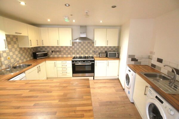 Park view, Stonebow house Block, St. Botolphs Crescent, Lincoln, Lincolnshire, LN5 8AZ