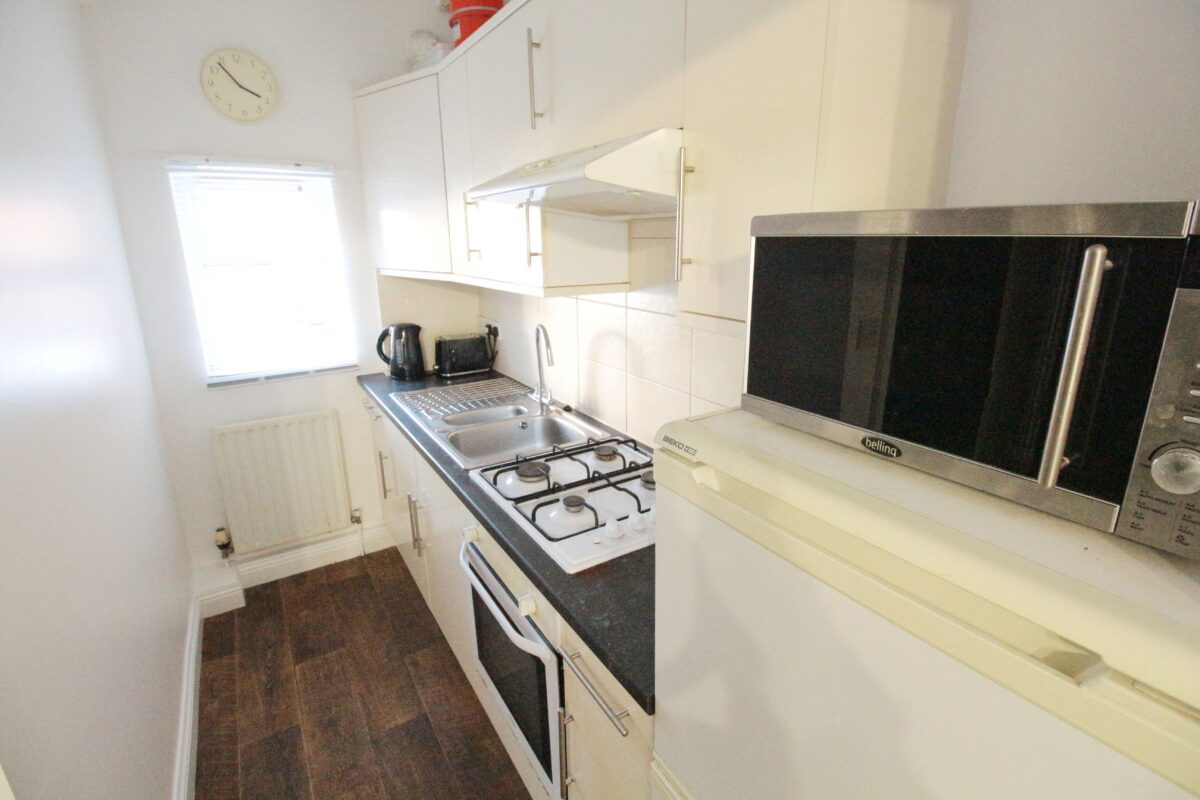 Flat 1, 23 The Avenue, Lincoln, Lincolnshire, LN1 1PD