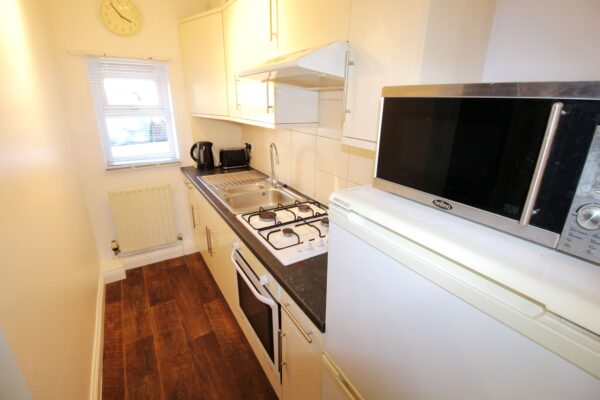 Flat 4, 23 The Avenue, Lincoln, Lincolnshire, LN1 1PD