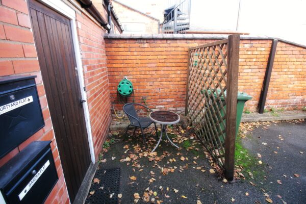 Flat 4, 23 The Avenue, Lincoln, Lincolnshire, LN1 1PD