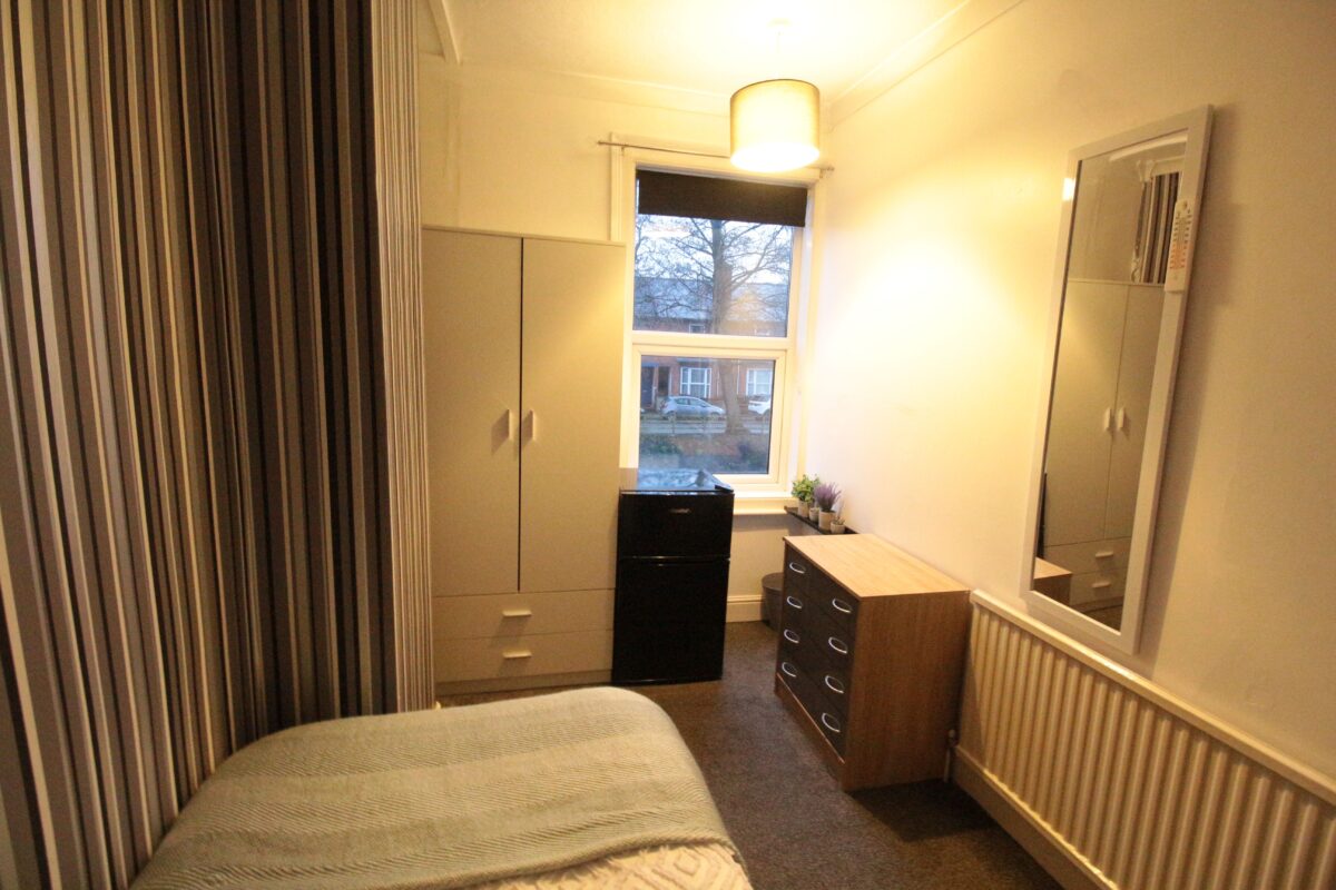 4 Whitehall Terrace, Lincoln, Lincolnshire, LN1 1PQ, United Kingdom