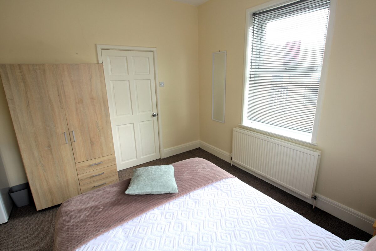 5 Newsums Villas, Carholme Road, Lincoln, Lincolnshire, LN1 1SQ