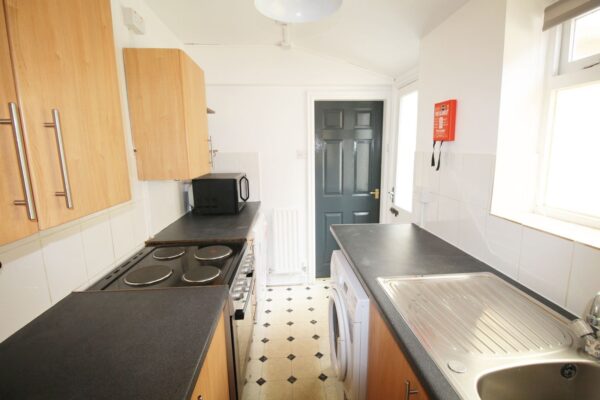 Student Accommodation 26 - 27, 77 Canwick Road, Lincoln