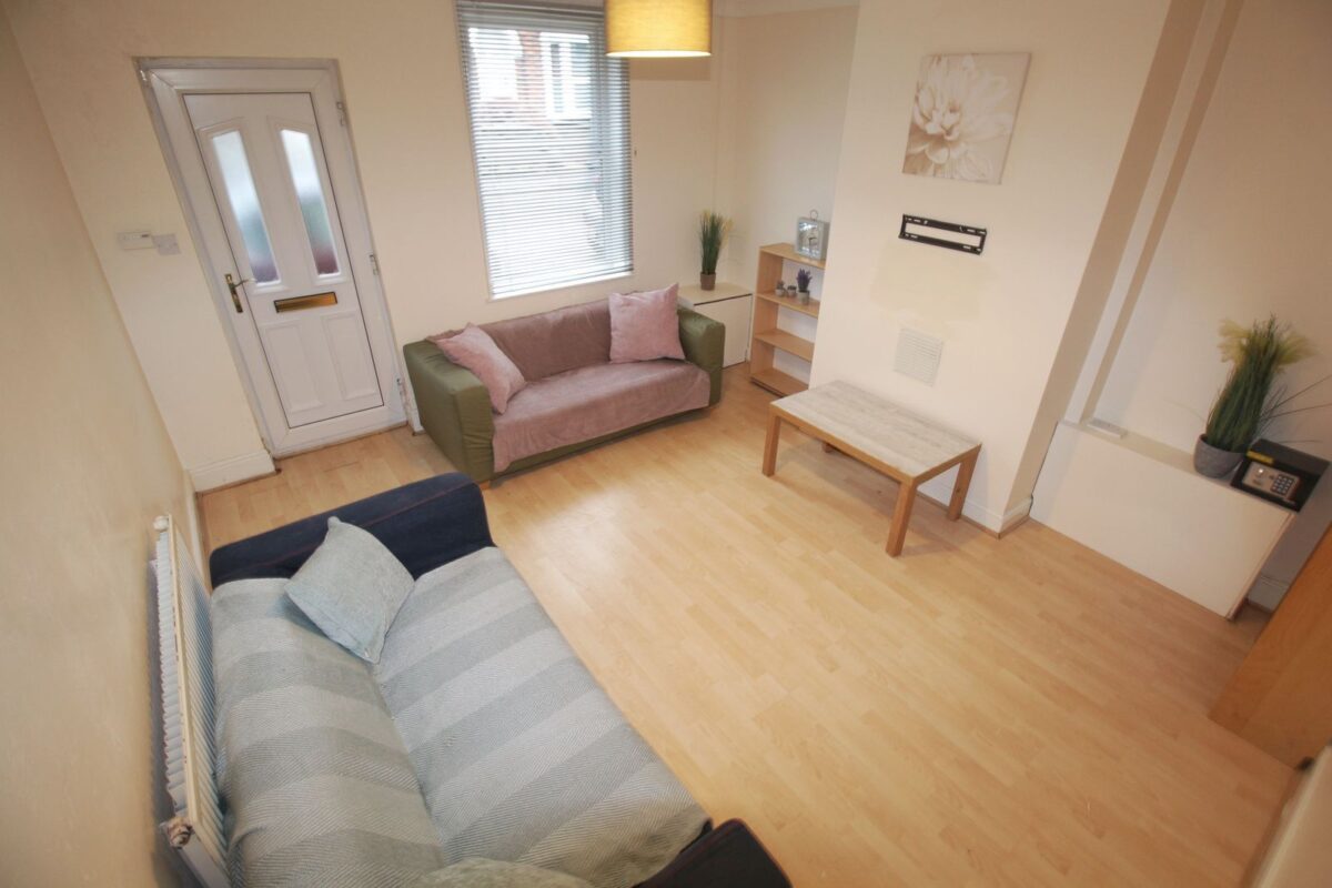 67 Hewson Road, Lincoln, Lincolnshire, LN1 1RZ,