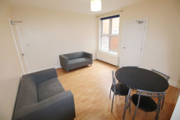 76 Richmond Road, Lincoln, Lincolnshire, LN1 1LH