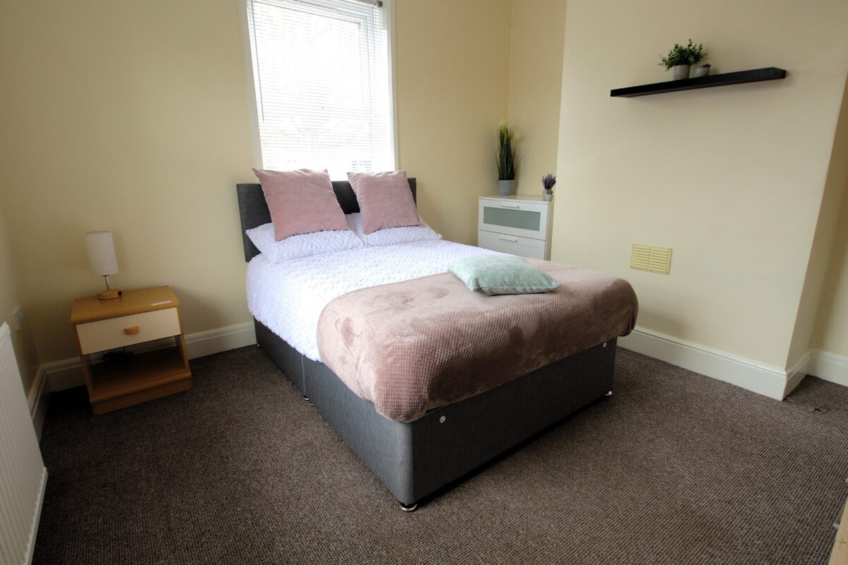5 Newsums Villas, Carholme Road, Lincoln, Lincolnshire, LN1 1SQ