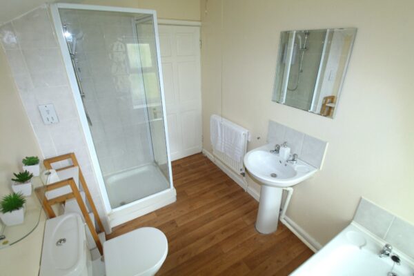 5 Newsums Villas, Carholme Road, Lincoln, Lincolnshire, LN1 1SQ