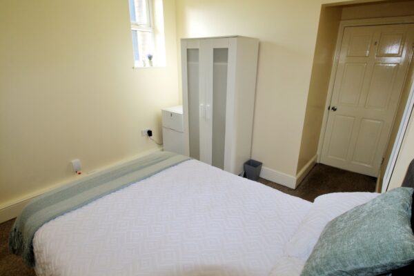 5 Newsums Villas, Carholme Road, Lincoln, Lincolnshire, LN1 1SQ