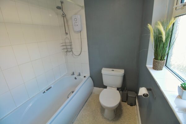 Student Accommodation, 20 Derwent Street, Lincoln, Lincolnshire, LN1 1SL,