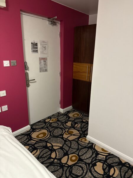 Room 215, SimplyStay Lincoln Road, Skegness, Lincolnshire, PE25 2EA