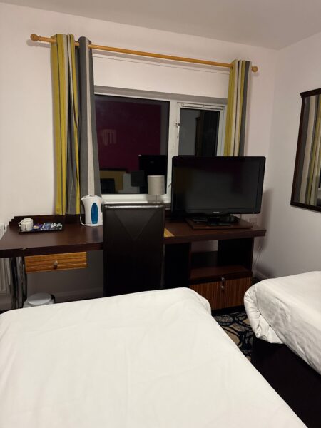 Room 215, SimplyStay Lincoln Road, Skegness, Lincolnshire, PE25 2EA
