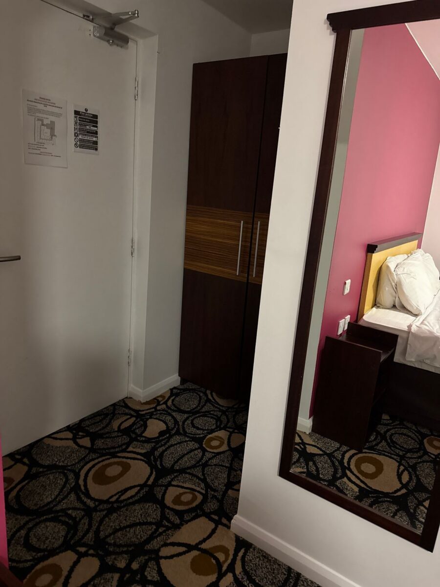 Room 203, SimplyStay Lincoln Road, Skegness, Lincolnshire, PE25 2EA
