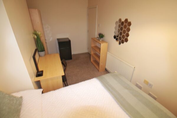 Student Accommodation, 96 Newland Street West, Lincoln, Lincolnshire, LN1 1PH