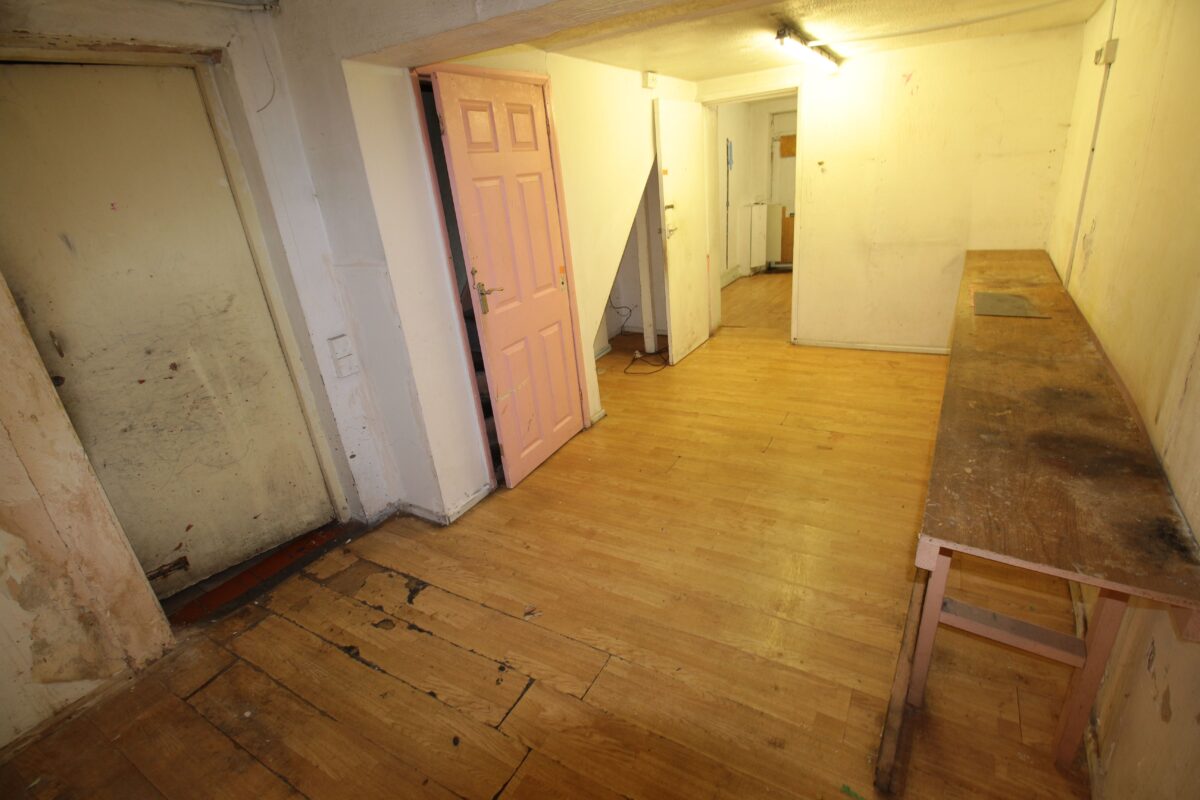 Shop, 66 High Street, Lincoln, Lincolnshire, LN5 8AD