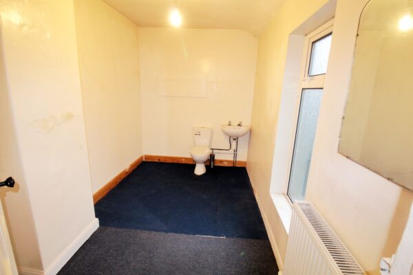 Office, Storage or Shop, 49 Canwick Road, Lincoln, Lincolnshire, LN5 8HE,