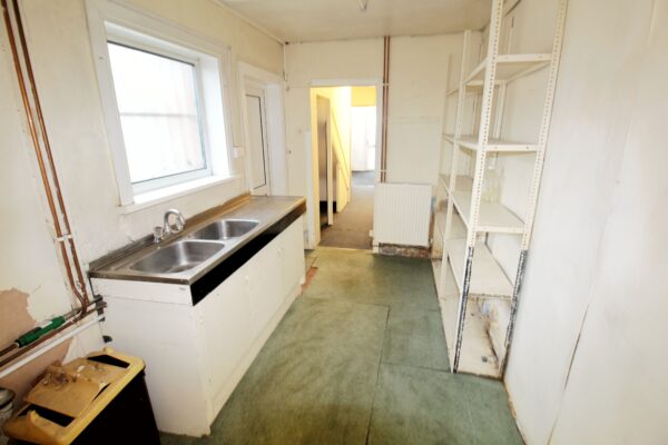 Office, Storage or Shop, 49 Canwick Road, Lincoln, Lincolnshire, LN5 8HE,