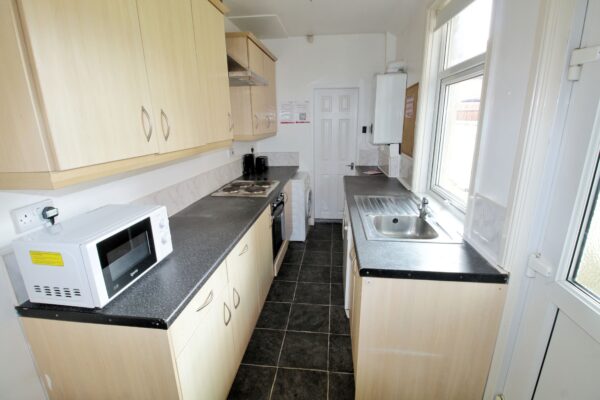 103 Carholme Road, Lincoln, Lincolnshire, LN1 1RT